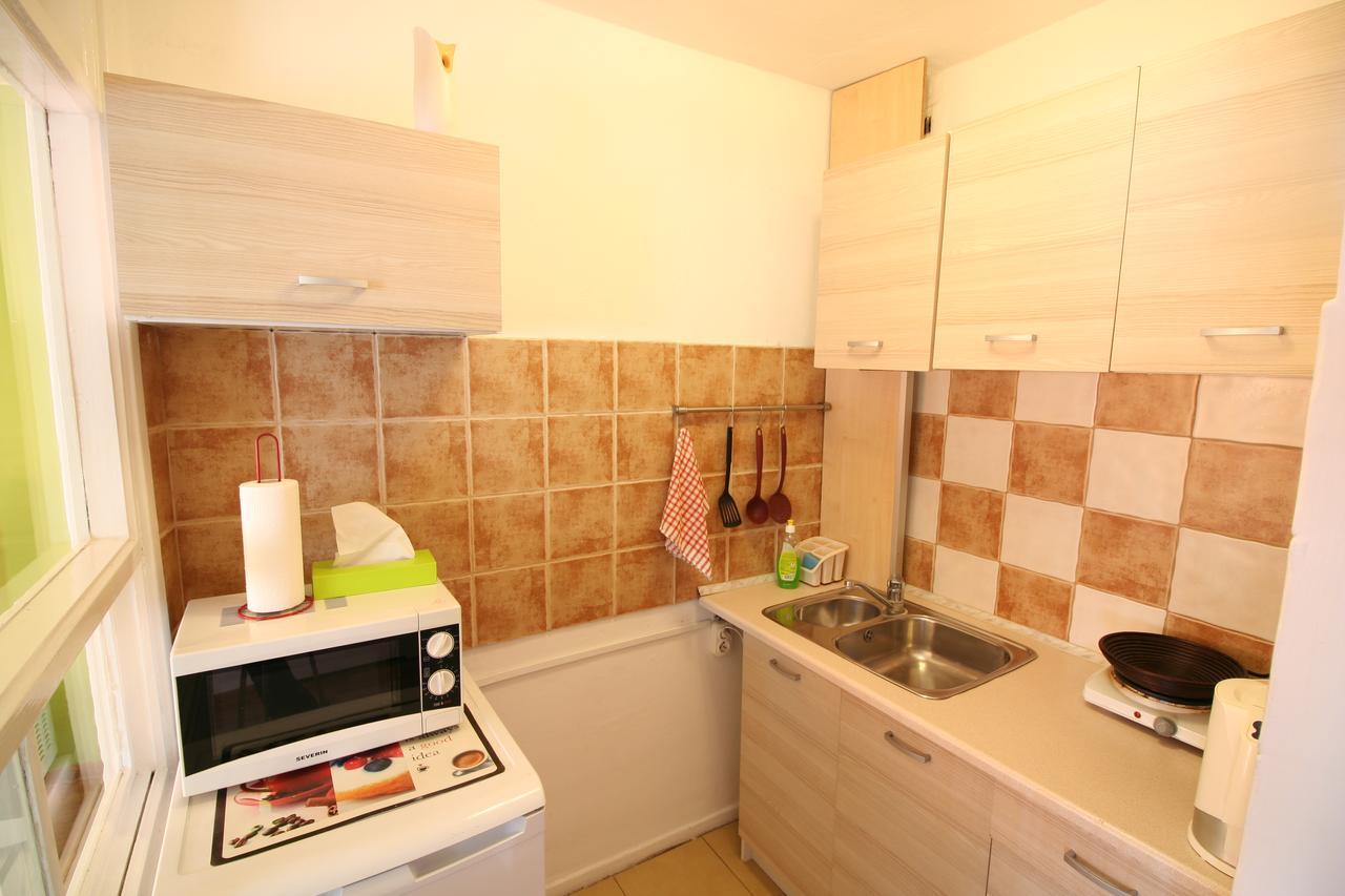 Apartamenty Varsovie Twarda City Exterior photo