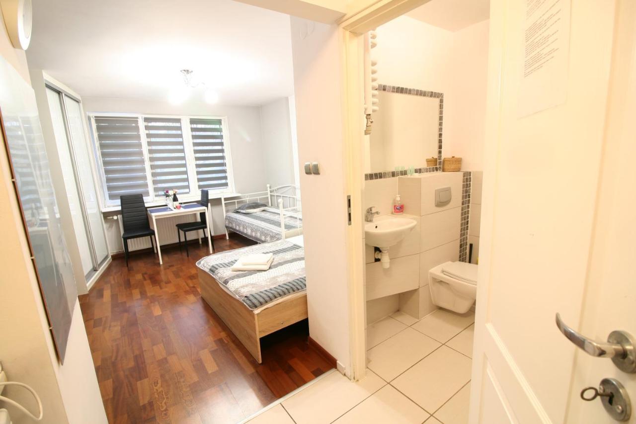 Apartamenty Varsovie Twarda City Exterior photo