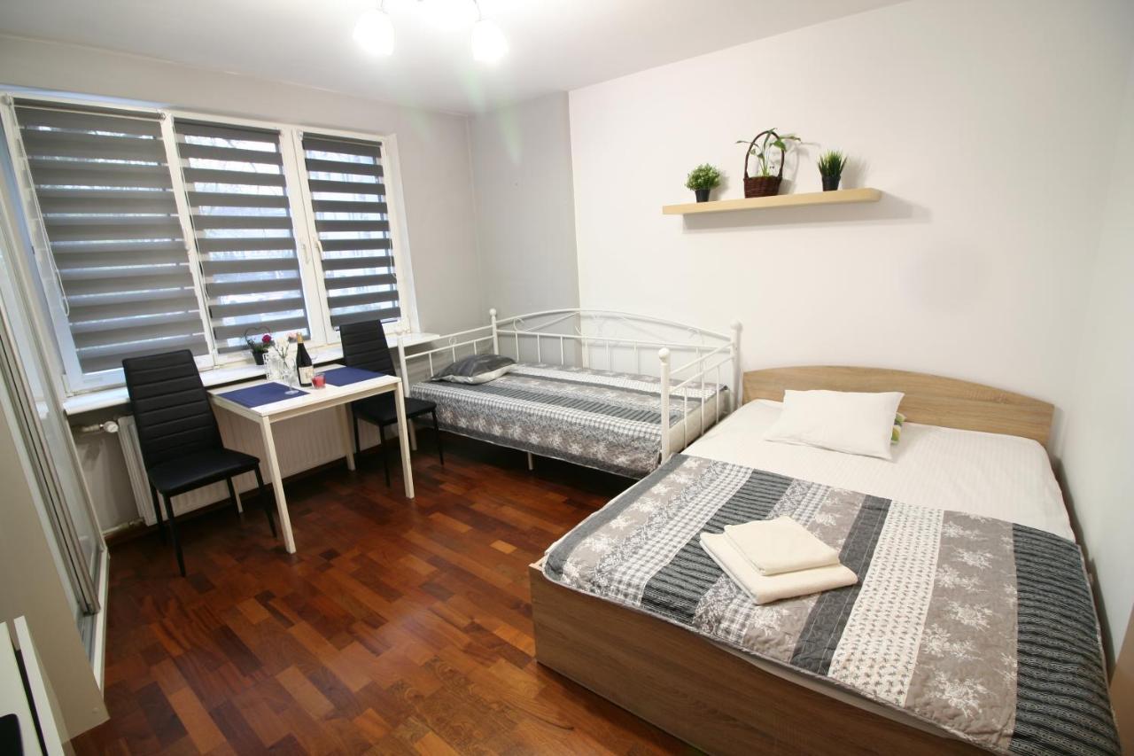 Apartamenty Varsovie Twarda City Exterior photo